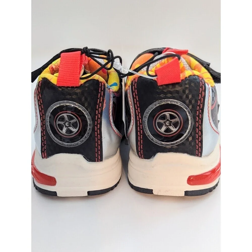 NWT Hot Wheels Toddler/Kids (Size 5) Light-Up Sneakers/Shoes w/Velcro Open Close